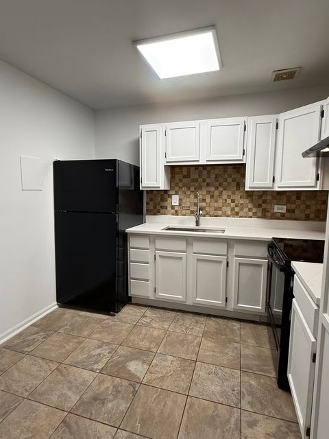 Tiny photo for 10148 S 84th Terrace #315, Palos Hills, IL 60465 (MLS # 12595324)