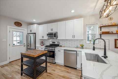 Tiny photo for 3533 Morton Avenue, Brookfield, IL 60513 (MLS # 12581234)