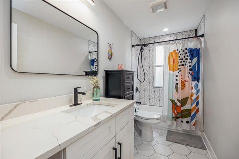 Tiny photo for 3533 Morton Avenue, Brookfield, IL 60513 (MLS # 12581234)