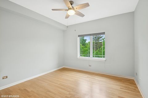 Tiny photo for 911 Busse Highway #302, Park Ridge, IL 60068 (MLS # 12559922)