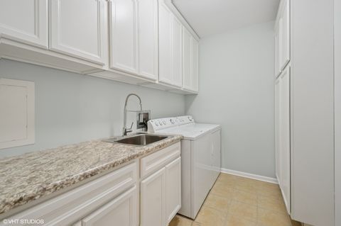 Tiny photo for 911 Busse Highway #302, Park Ridge, IL 60068 (MLS # 12559922)