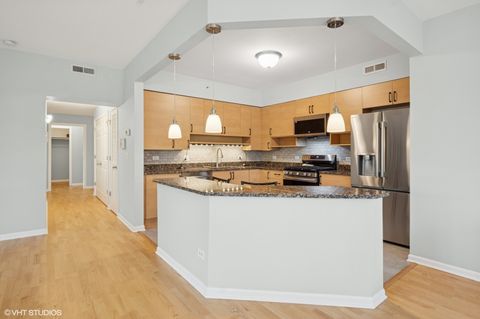 Tiny photo for 911 Busse Highway #302, Park Ridge, IL 60068 (MLS # 12559922)