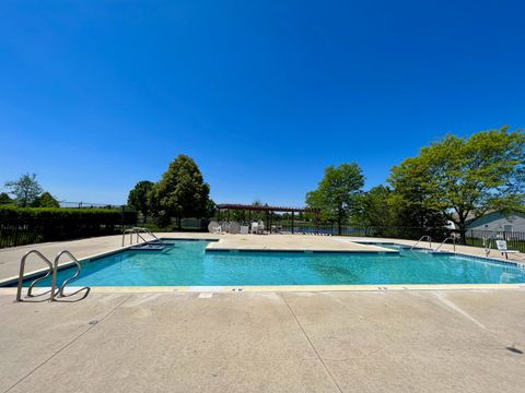 Tiny photo for 21302 Prince Lake Drive, Crest Hill, IL 60403 (MLS # 12581964)