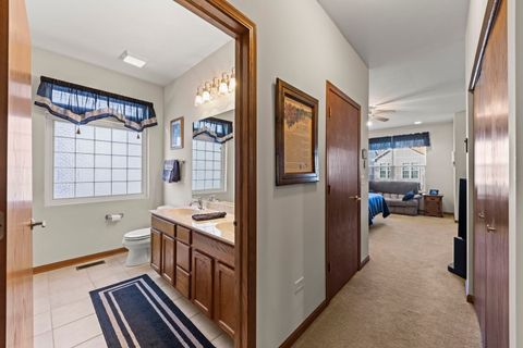 Tiny photo for 21302 Prince Lake Drive, Crest Hill, IL 60403 (MLS # 12581964)