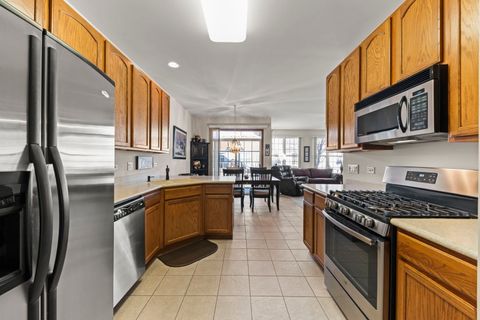 Tiny photo for 21302 Prince Lake Drive, Crest Hill, IL 60403 (MLS # 12581964)