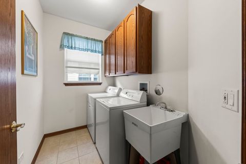 Tiny photo for 21302 Prince Lake Drive, Crest Hill, IL 60403 (MLS # 12581964)