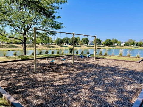 Tiny photo for 21302 Prince Lake Drive, Crest Hill, IL 60403 (MLS # 12581964)