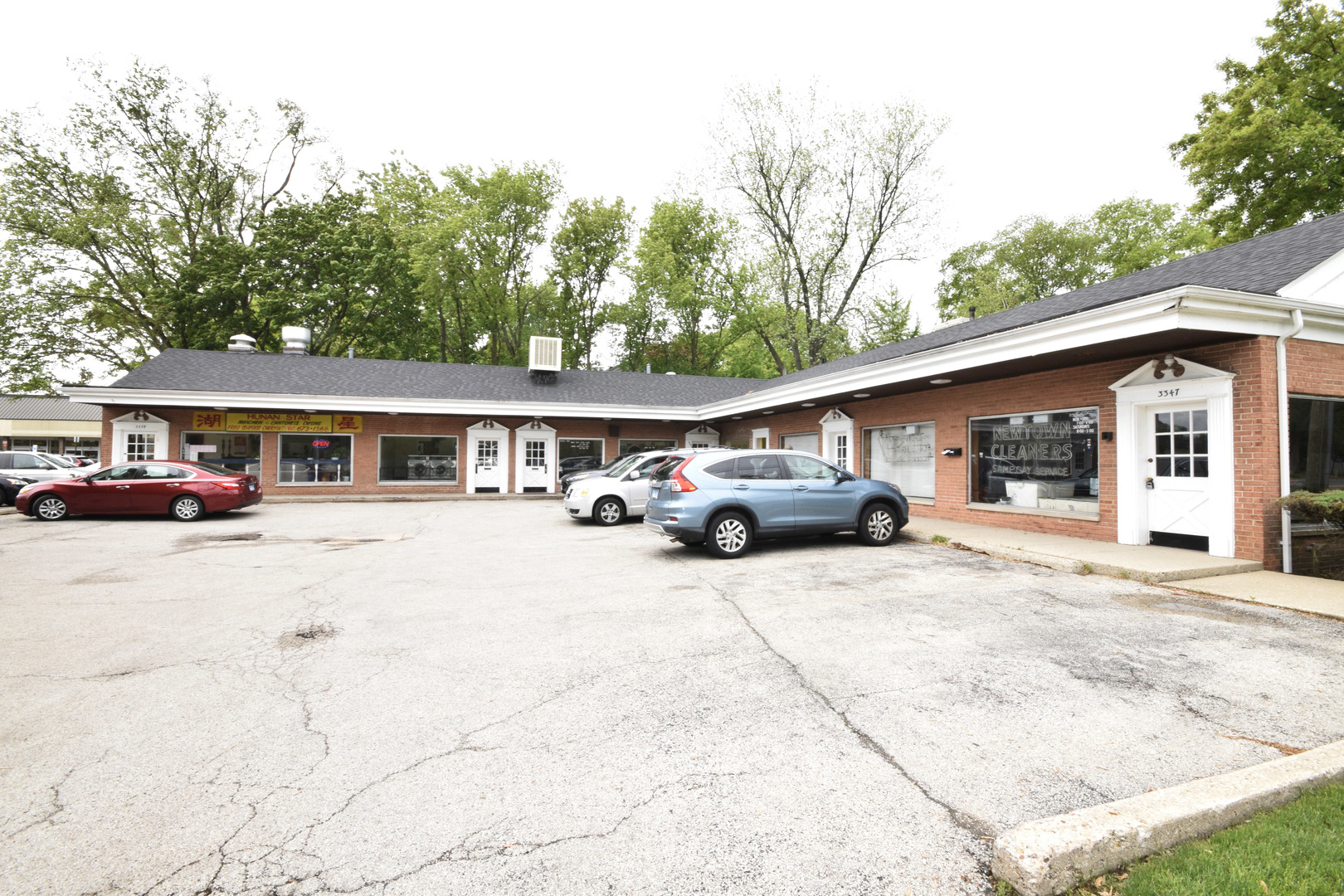 3339-3347 Golf Road
