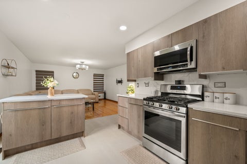 Tiny photo for 2035 N Green Bridge Lane, Hanover Park, IL 60133 (MLS # 12786338)