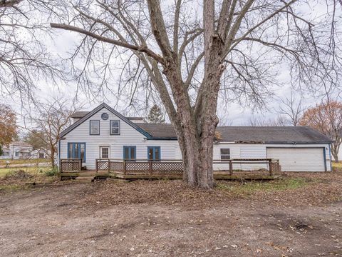 Photo of 4104 White Street, Richmond, IL 60071 (MLS # 12519215)