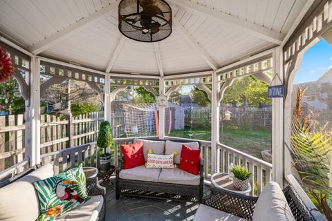 Tiny photo for 2317 Broadway Lane, Schaumburg, IL 60194 (MLS # 12482788)