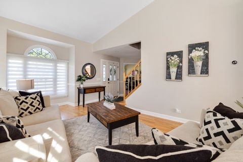 Tiny photo for 2317 Broadway Lane, Schaumburg, IL 60194 (MLS # 12482788)
