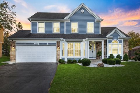 Tiny photo for 2317 Broadway Lane, Schaumburg, IL 60194 (MLS # 12482788)