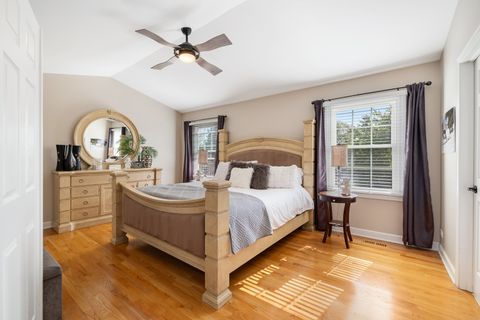 Tiny photo for 2317 Broadway Lane, Schaumburg, IL 60194 (MLS # 12482788)