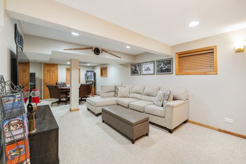 Tiny photo for 2317 Broadway Lane, Schaumburg, IL 60194 (MLS # 12482788)