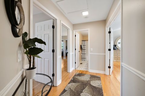 Tiny photo for 2317 Broadway Lane, Schaumburg, IL 60194 (MLS # 12482788)