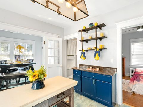 Tiny photo for 1926 Wisconsin Avenue, Berwyn, IL 60402 (MLS # 12532051)