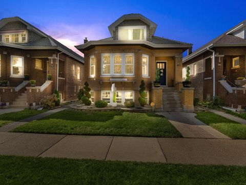 Photo of 1926 Wisconsin Avenue, Berwyn, IL 60402 (MLS # 12532051)