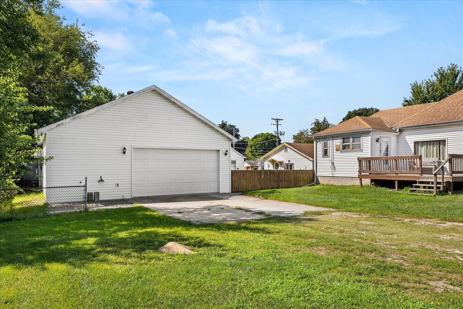 139 W 2nd Street