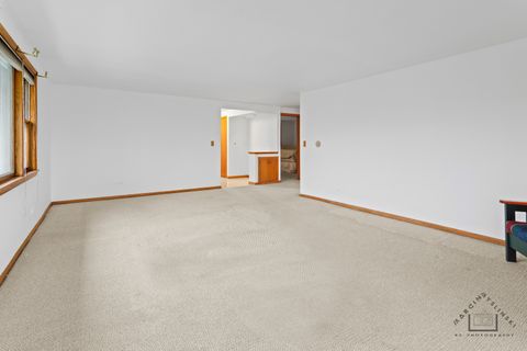 Tiny photo for 5440 W Windsor Avenue #3A, Chicago, IL 60630 (MLS # 12625951)