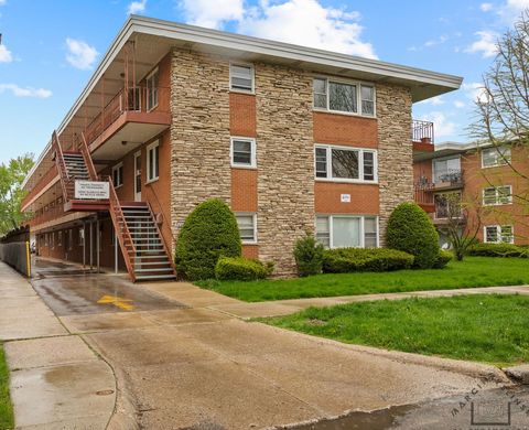 Photo of 5440 W Windsor Avenue #3A, Chicago, IL 60630 (MLS # 12625951)