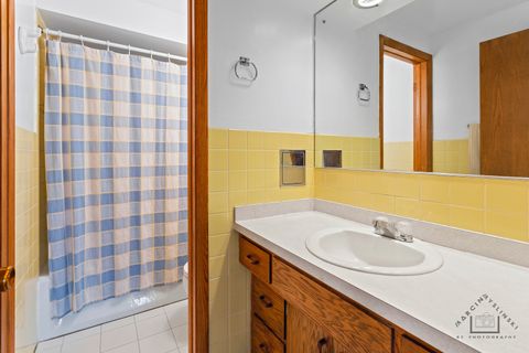 Tiny photo for 5440 W Windsor Avenue #3A, Chicago, IL 60630 (MLS # 12625951)