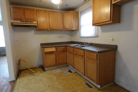 Tiny photo for 1356 W 109th Place, Chicago, IL 60643 (MLS # 12588400)