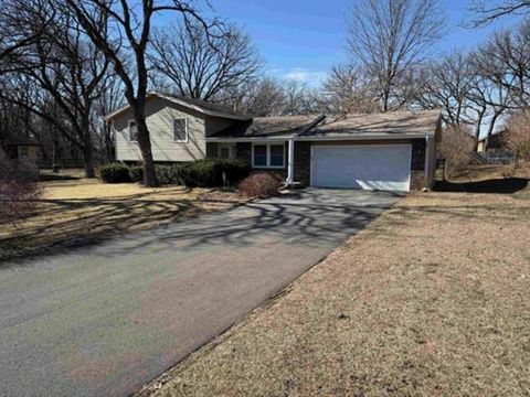 Tiny photo for 11392 Edgemere Terrace, Roscoe, IL 61073 (MLS # 12580660)