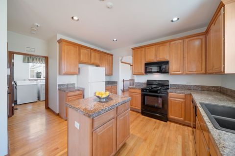 Tiny photo for 2370 Carillon Drive, Grayslake, IL 60030 (MLS # 12615201)