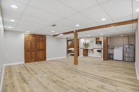 Tiny photo for 25 Devonshire Circle, Elgin, IL 60123 (MLS # 12625892)
