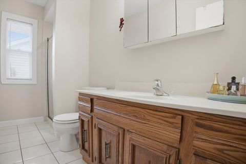 Tiny photo for 25 Devonshire Circle, Elgin, IL 60123 (MLS # 12625892)