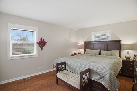 Tiny photo for 25 Devonshire Circle, Elgin, IL 60123 (MLS # 12625892)