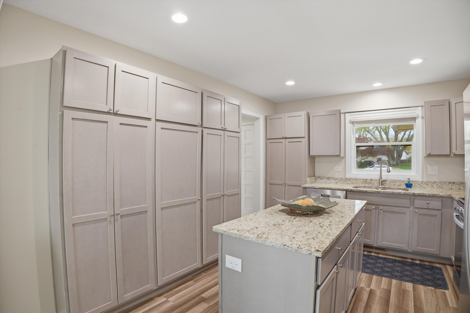 25 Devonshire Circle