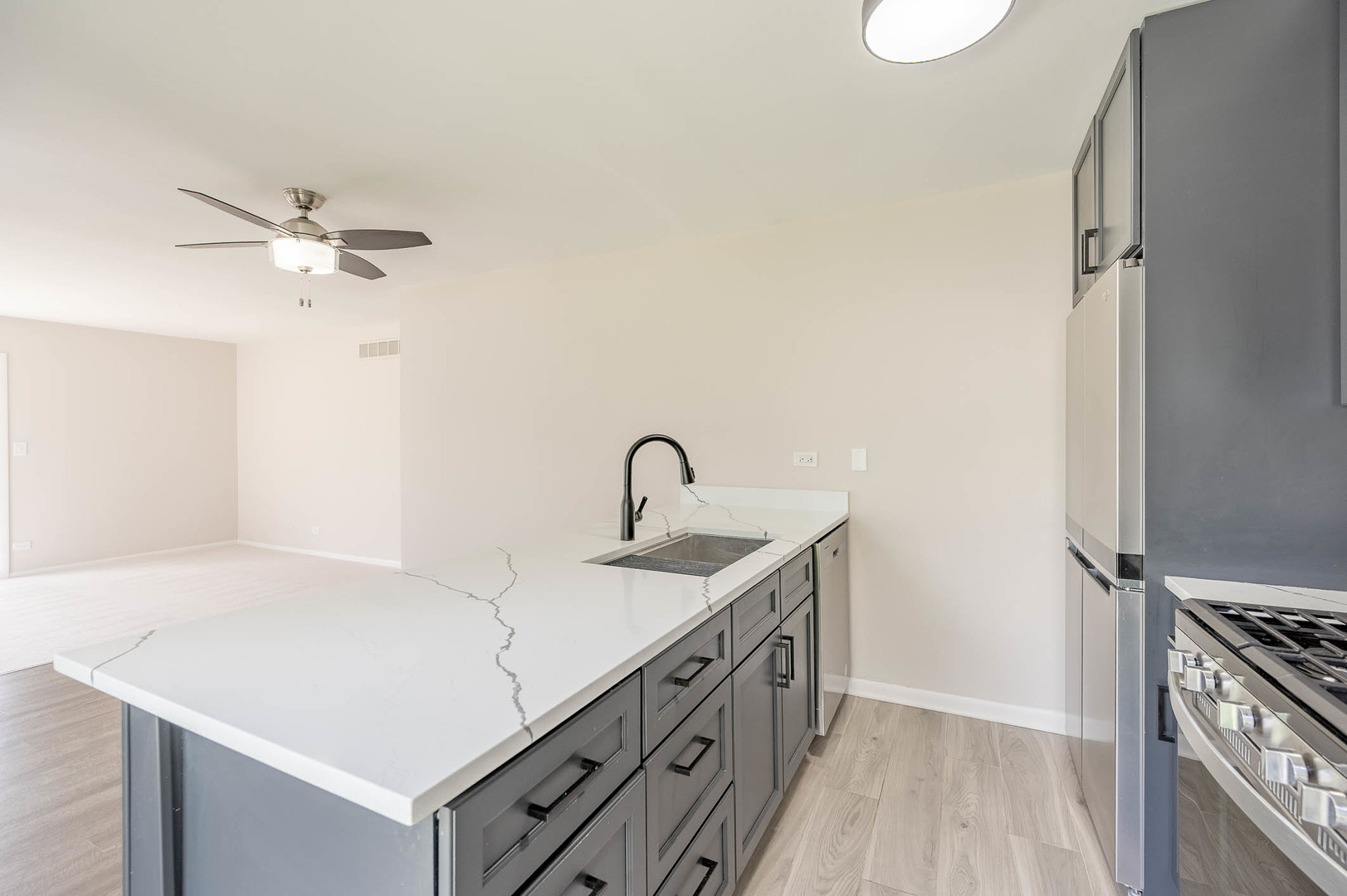 2S739 Winchester Circle 1