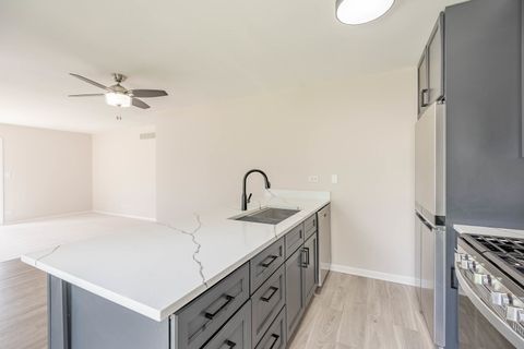 Tiny photo for 2S739 Winchester Circle #1, Warrenville, IL 60555 (MLS # 12457425)