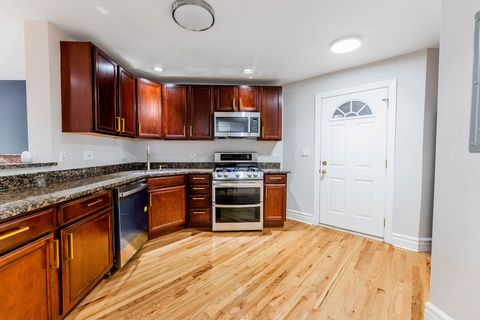 Tiny photo for 542 E 44th Street #GARDEN, Chicago, IL 60653 (MLS # 12506110)