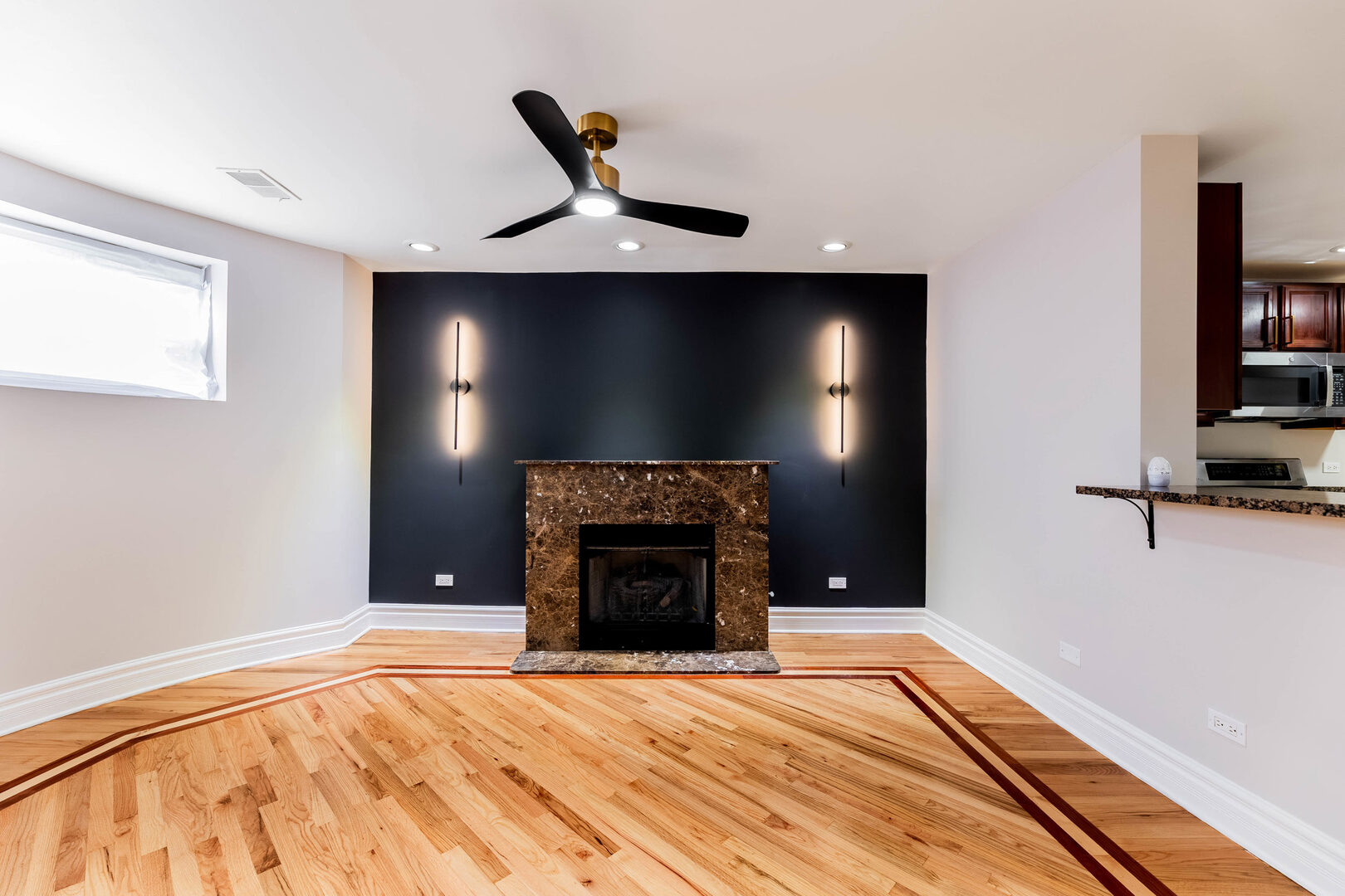 542 E 44th Street GARDEN