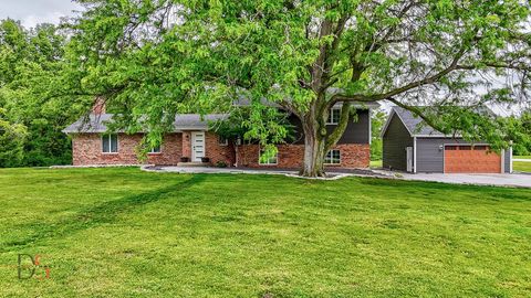 Tiny photo for 2531 E 1669th Road, Ottawa, IL 61350 (MLS # 12382568)