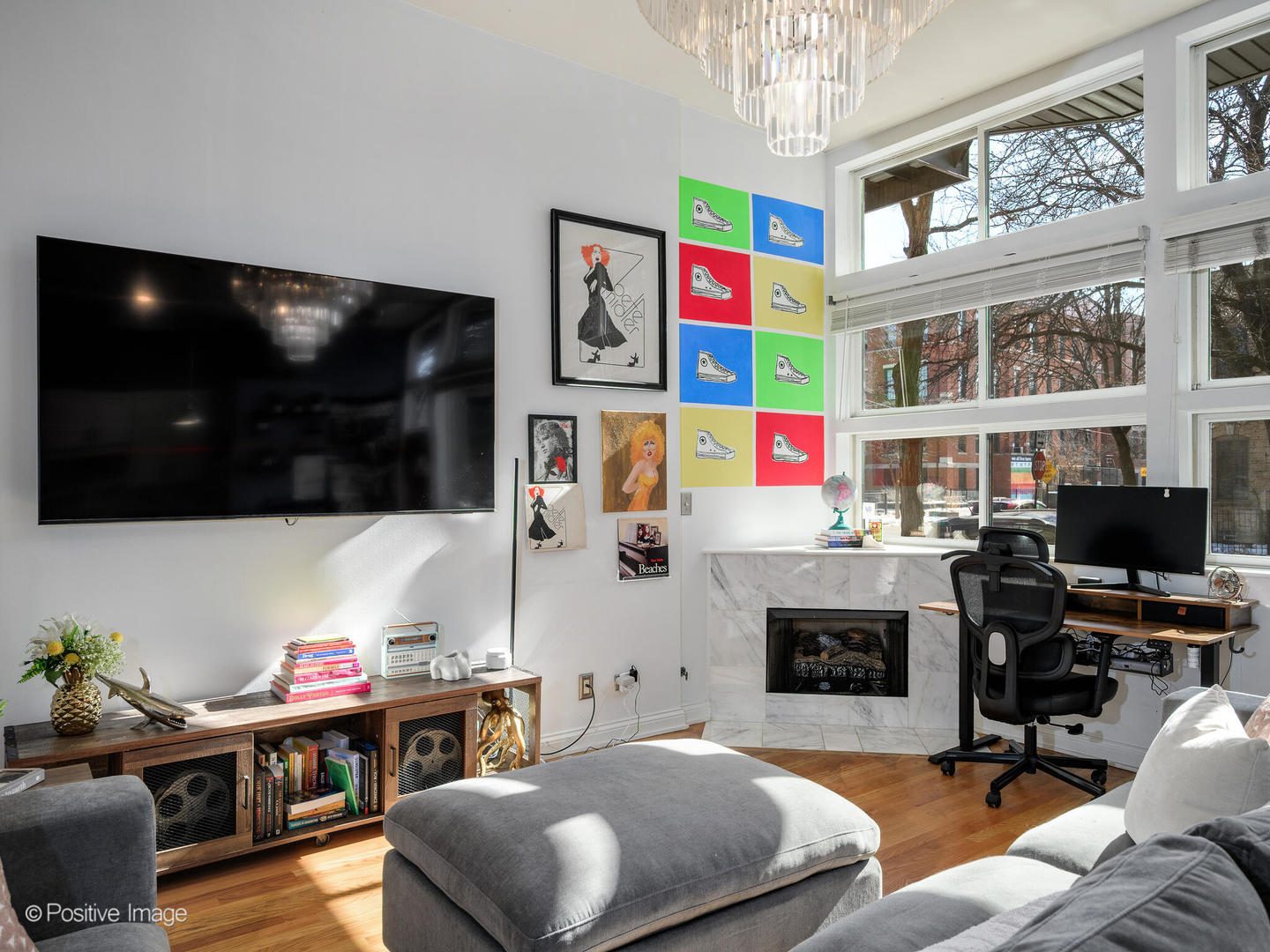 1502 W OHIO Street 1F