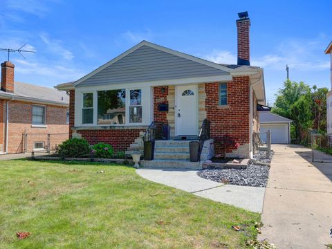 A home in Harwood Heights