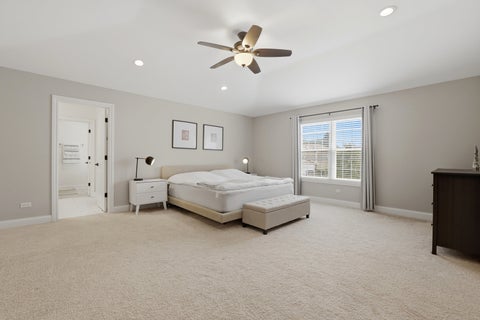 Tiny photo for 990 Sweetflower Drive, Hoffman Estates, IL 60169 (MLS # 12657173)