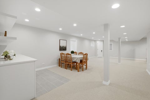 Tiny photo for 990 Sweetflower Drive, Hoffman Estates, IL 60169 (MLS # 12657173)