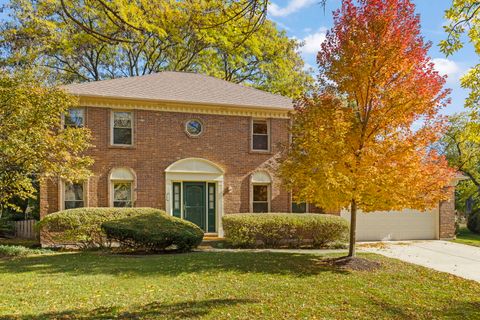 Photo of 213 Winding Creek Drive, Naperville, IL 60565 (MLS # 12503944) Photo of 213 Winding Creek Drive, Naperville, IL 60565 (MLS # 12503944)
