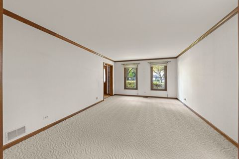 Tiny photo for 213 Winding Creek Drive, Naperville, IL 60565 (MLS # 12503944)