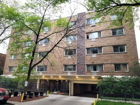 1415 W Lunt Avenue 304 Chicago IL 60626