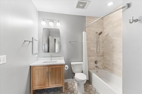 Tiny photo for 3140 N Sheffield Avenue #709, Chicago, IL 60657 (MLS # 12685070)