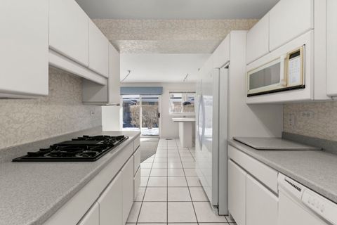 Tiny photo for 729 Burning Tree Lane, Naperville, IL 60563 (MLS # 12558830)