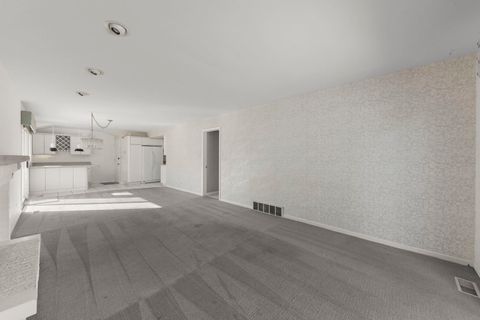 Tiny photo for 729 Burning Tree Lane, Naperville, IL 60563 (MLS # 12558830)