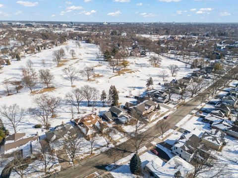 Tiny photo for 729 Burning Tree Lane, Naperville, IL 60563 (MLS # 12558830)