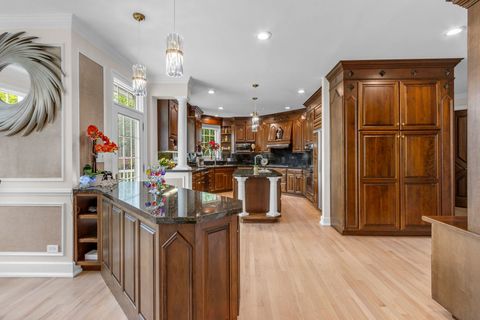 Tiny photo for Burr Ridge, IL 60527 (MLS # 12658628)